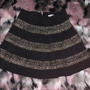 LIKE NEW black and gold skirt